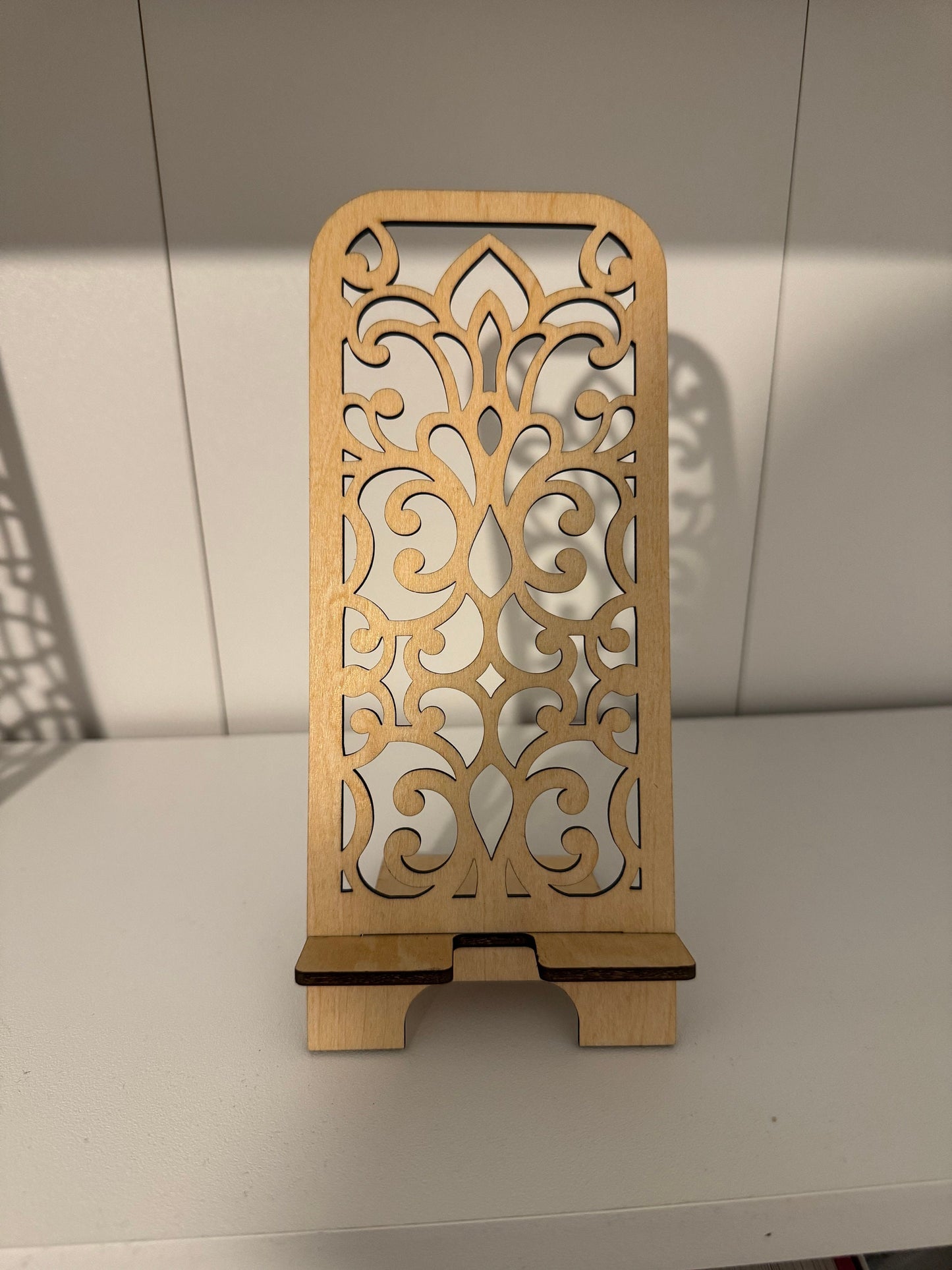 Laser pattern phone stand, iPhone, android, teenagers, office, patterns, gifts, birthday, Christmas