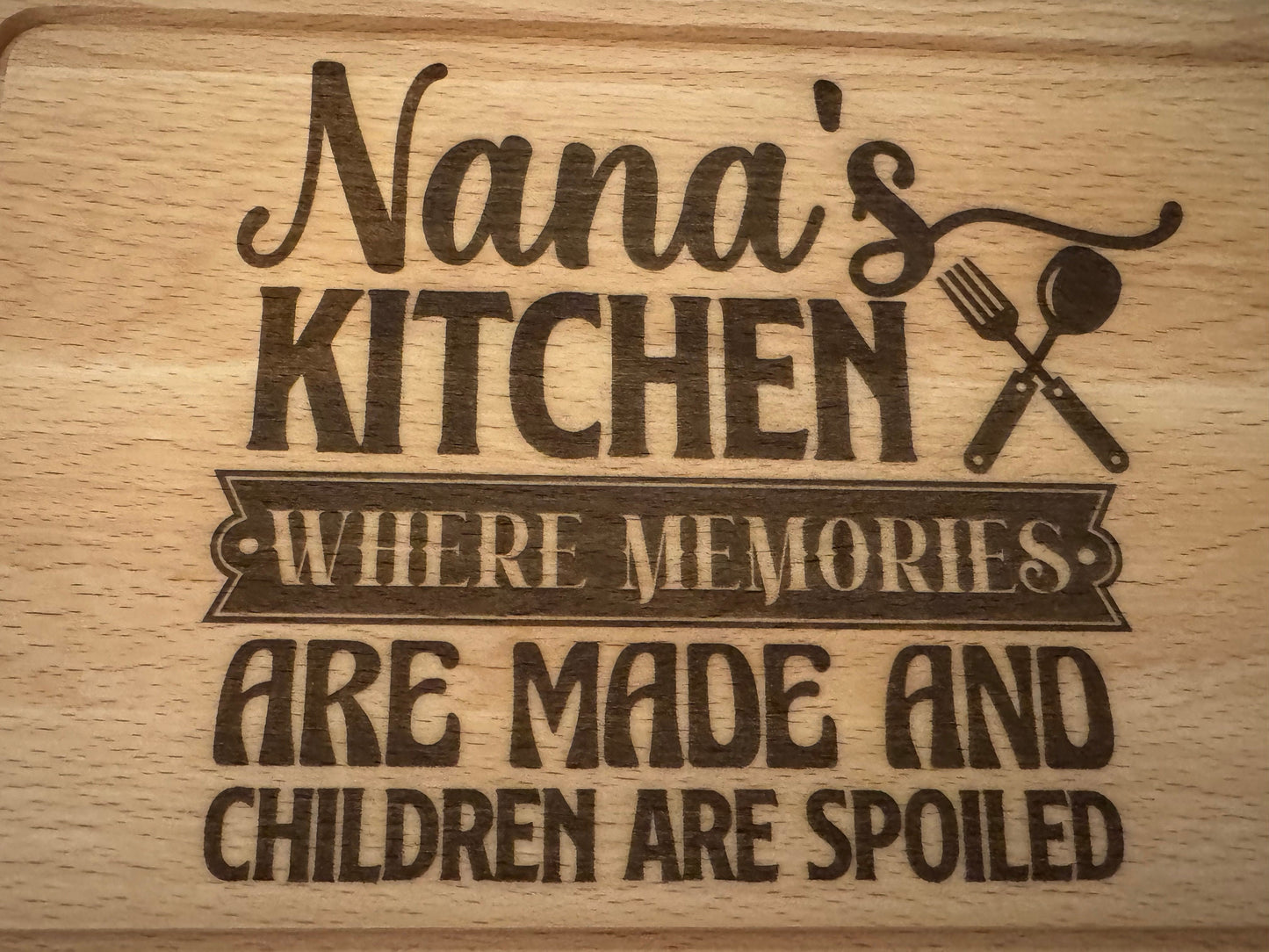 Nana chopping board. Gift, birthday, mothers day, anniversary.